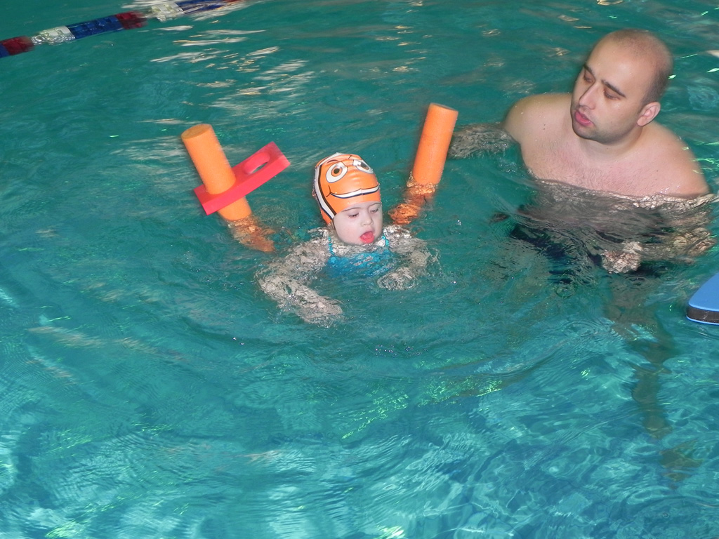înot cu boală articulară